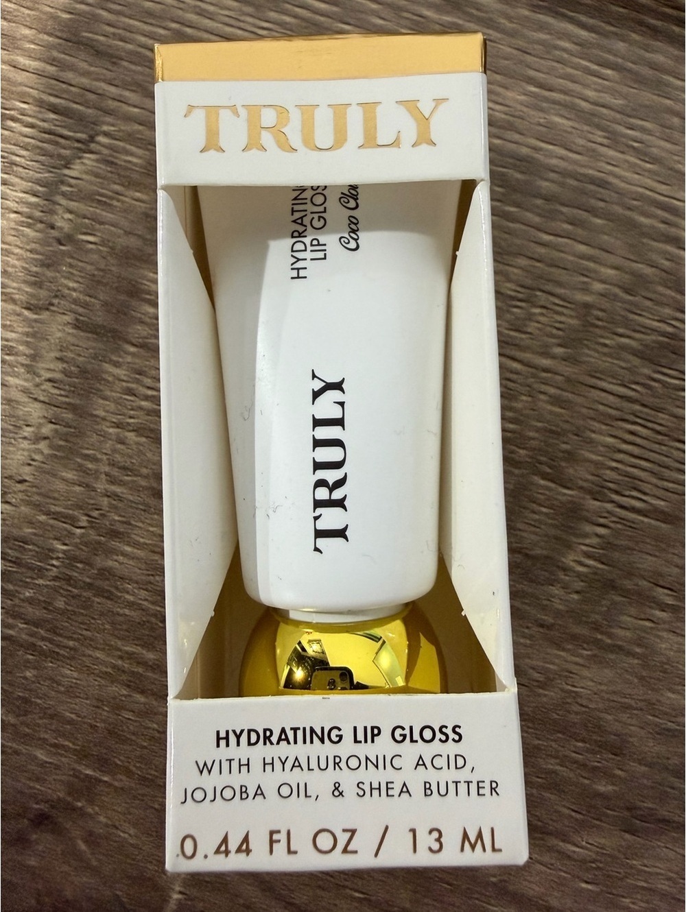 Truly Hydrating Lip Gloss Coco Cloud NEW